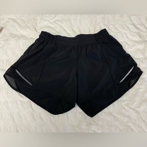 Lululemon Hotty Hot Shorts 4”